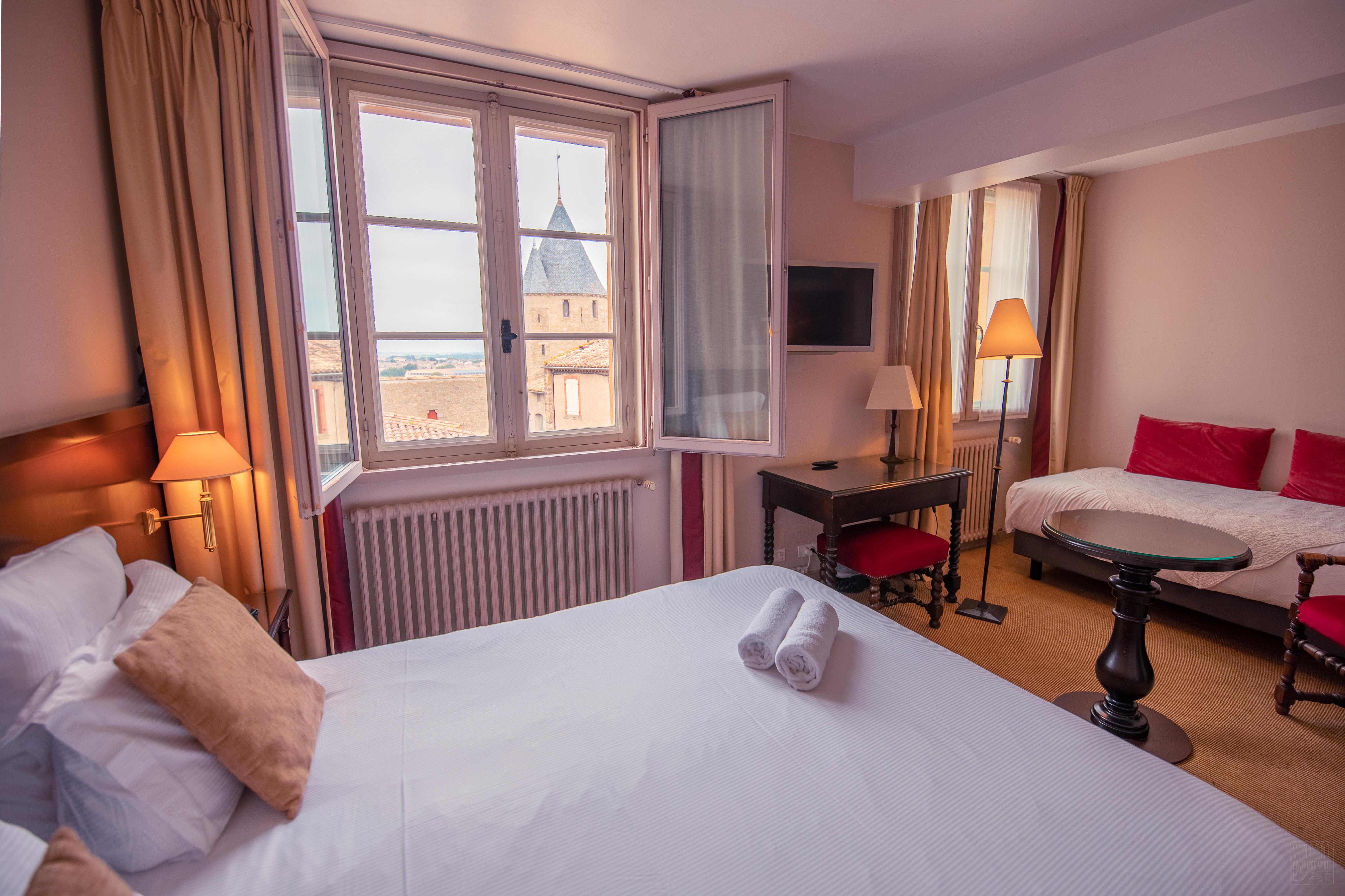 Hotel Western Le Donjon - Cœur De La Cité Médiévale 4*