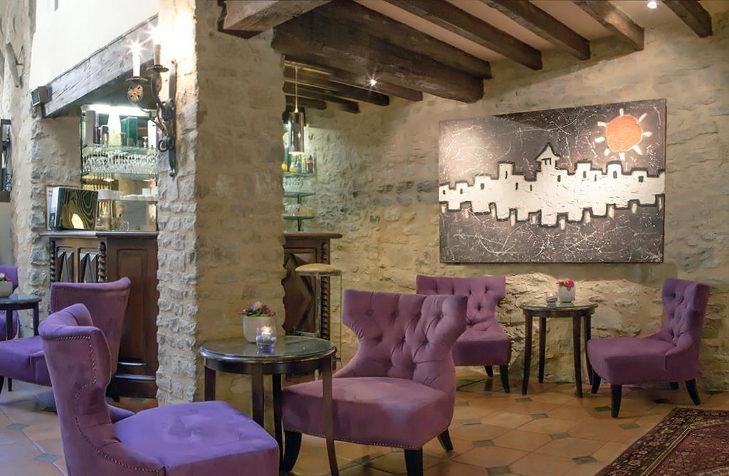 Western Le Donjon - Cœur De La Cité Médiévale Hotel 4*