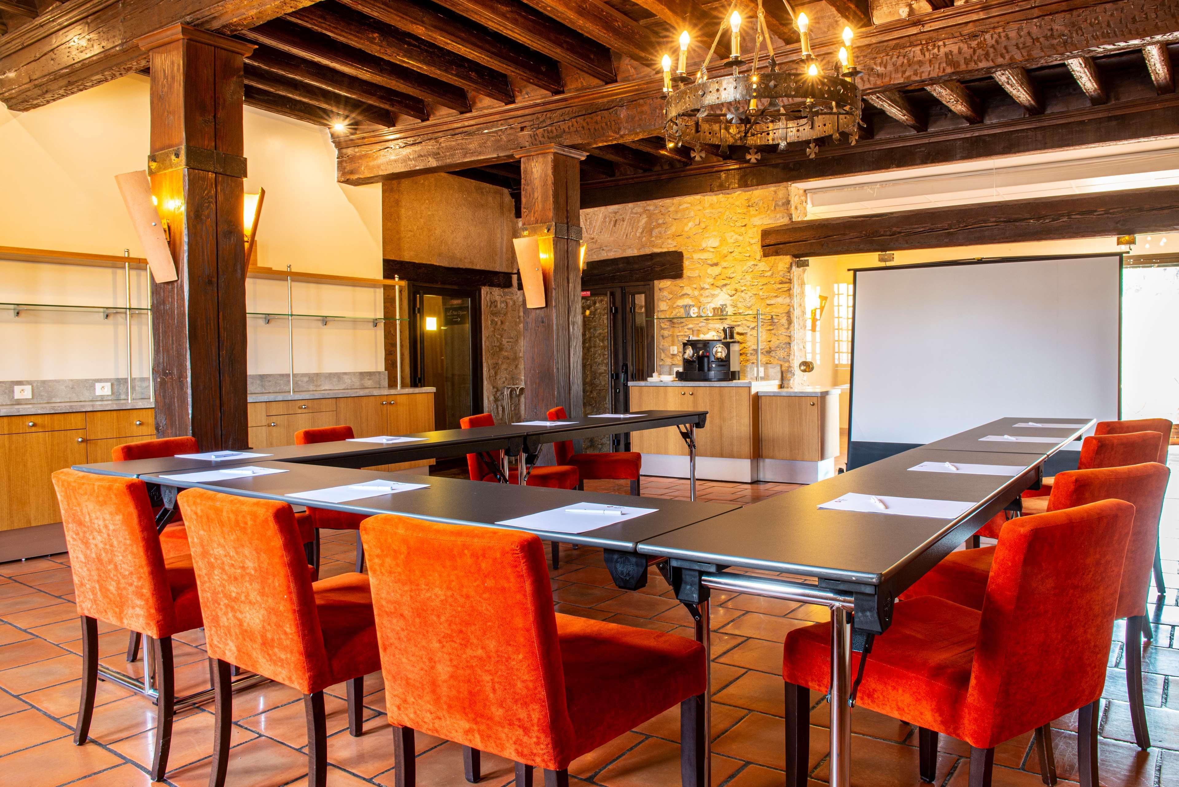 Western Le Donjon - Cœur De La Cité Médiévale Hotel 4*