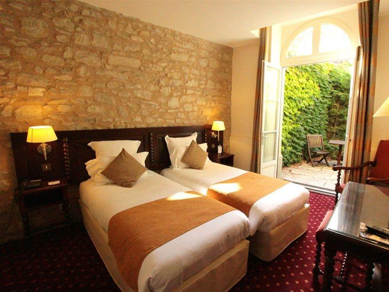Western Le Donjon - Cœur De La Cité Médiévale Hotel